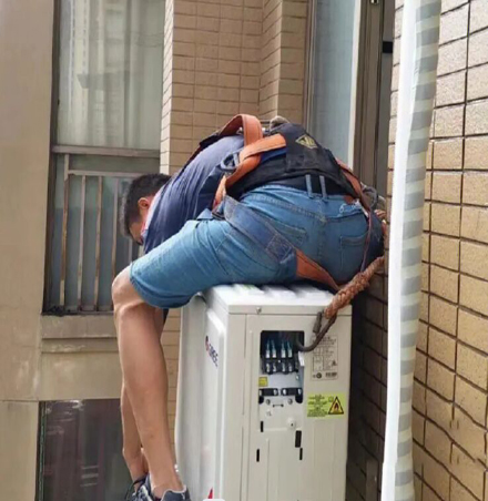 鄂托克前空调移机